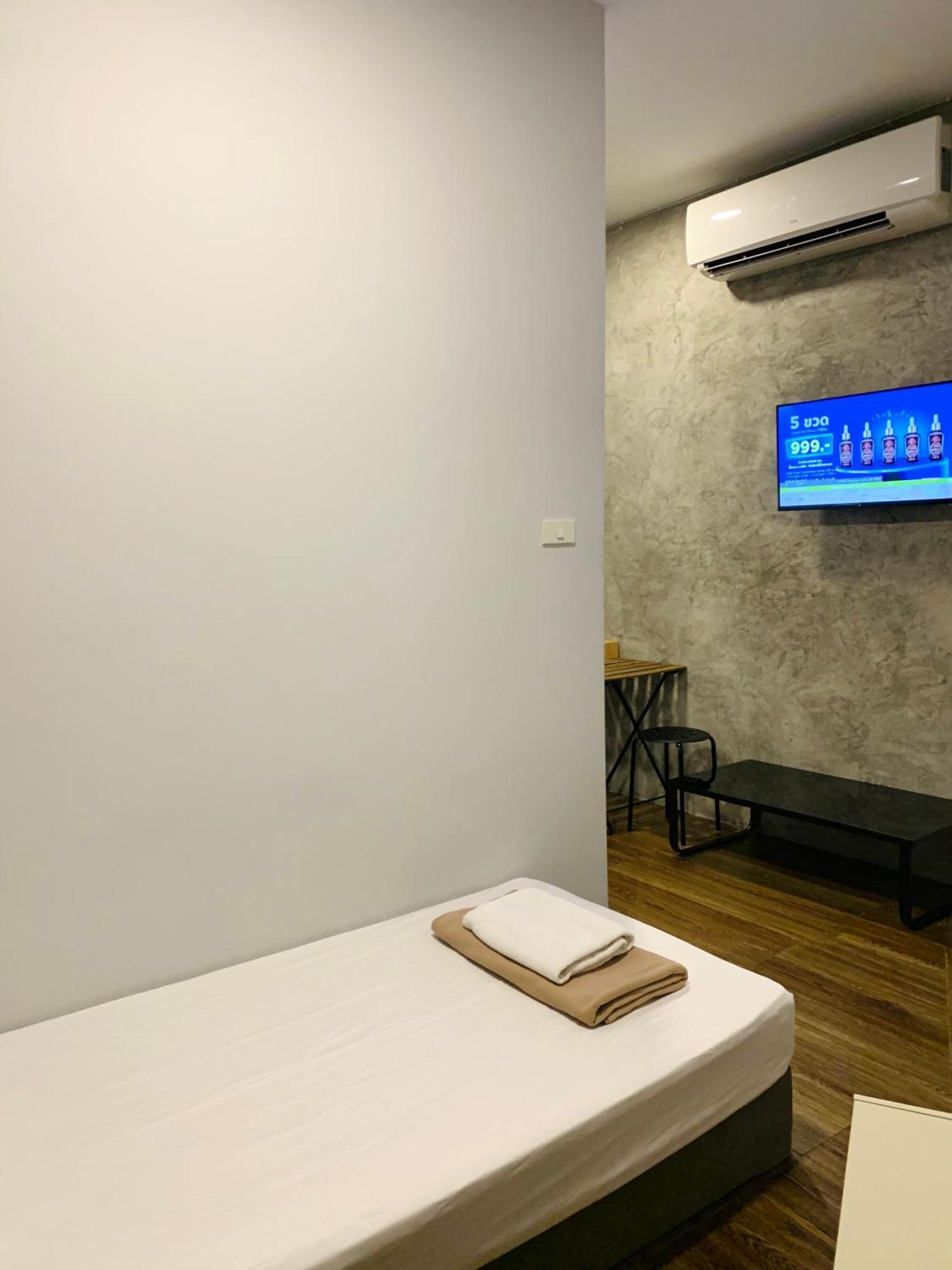 Udomsuk Inn & Cafe Since 2019 - Bts Udomsuk Bangkok Dış mekan fotoğraf